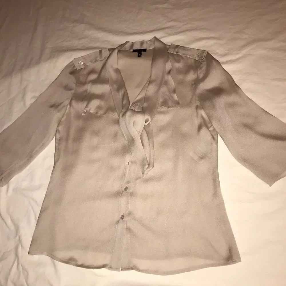 Lovely Silver Silk Escada Blouse, 36 (Fits Medium) NWOT - Picture 7 of 8